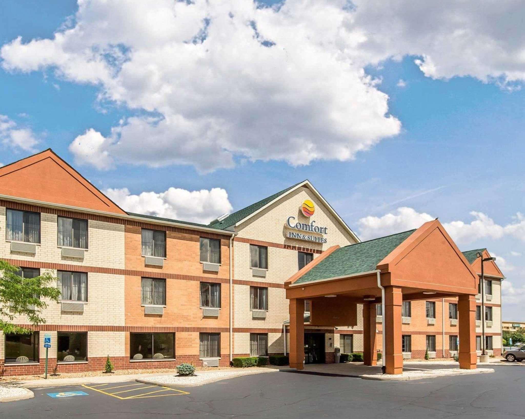 Hotel Comfort & Near Amphitheater Tinley Park