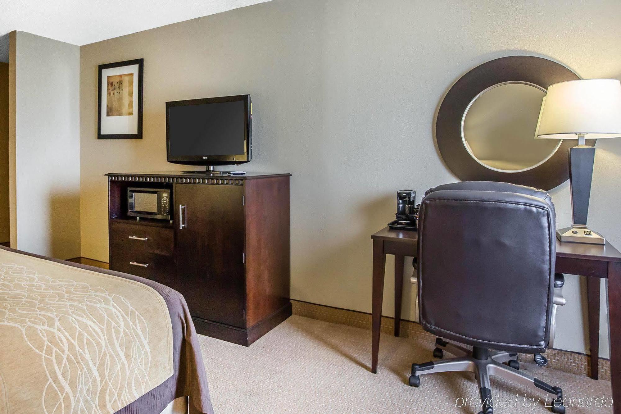 Comfort & Near Amphitheater Hotel