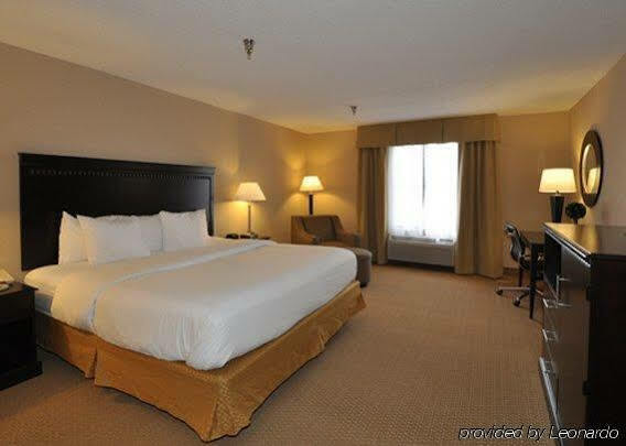 Comfort & Near Amphitheater 2* Tinley Park